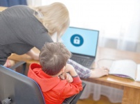 5 Things to Consider When Purchasing a Kids Monitoring App